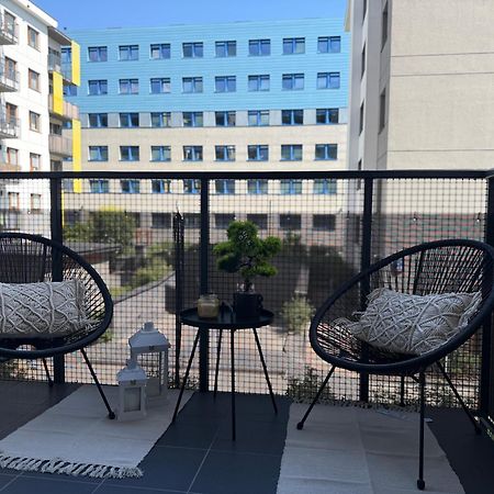 Modern Apartment Near To The Chopin'S Airport Cybernetyki 2A Varşovia Exterior foto
